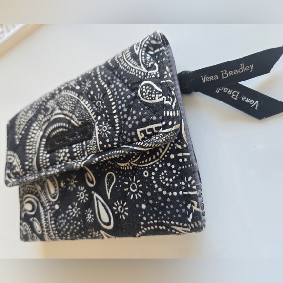 Vera Bradley Quilted Wallet – Black & White Paisley Print - Picture 3 of 7